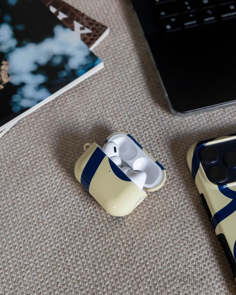 Ovitek za AirPods CaseCompany